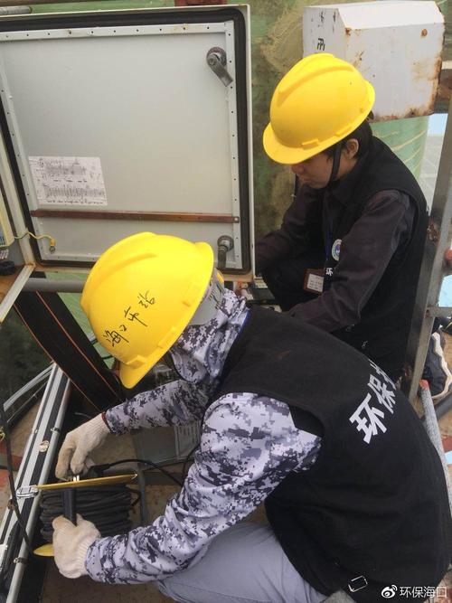 市生态环境保护局监测部门开展废气在线监测设施比对监测