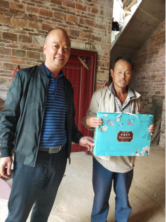 宁远环境保护监测站:开展走访帮扶困难群众活动